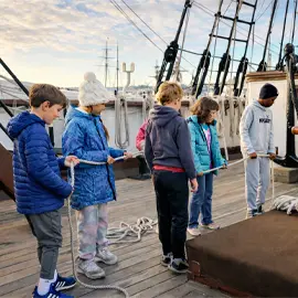 Mt. Helix Academy students during a field trip to the Star of India.